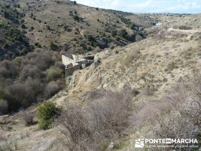 Río Manzanares y el Puente de la Marmota; senderismo albarracin